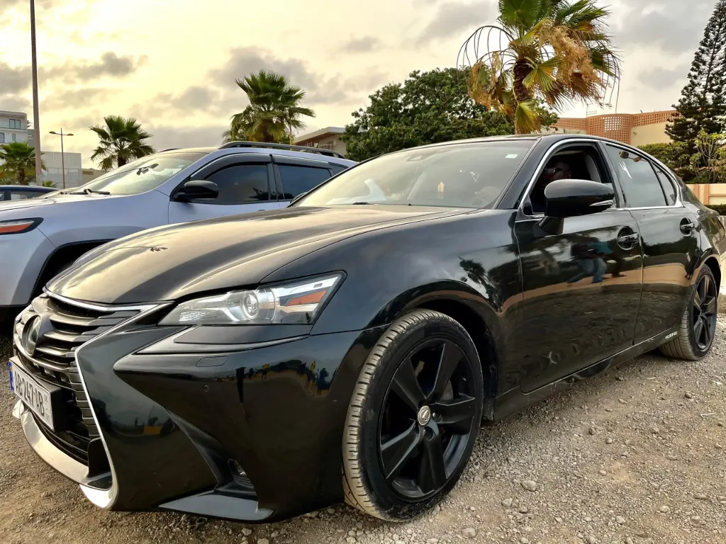 BERLINE (Lexus GS300 h )